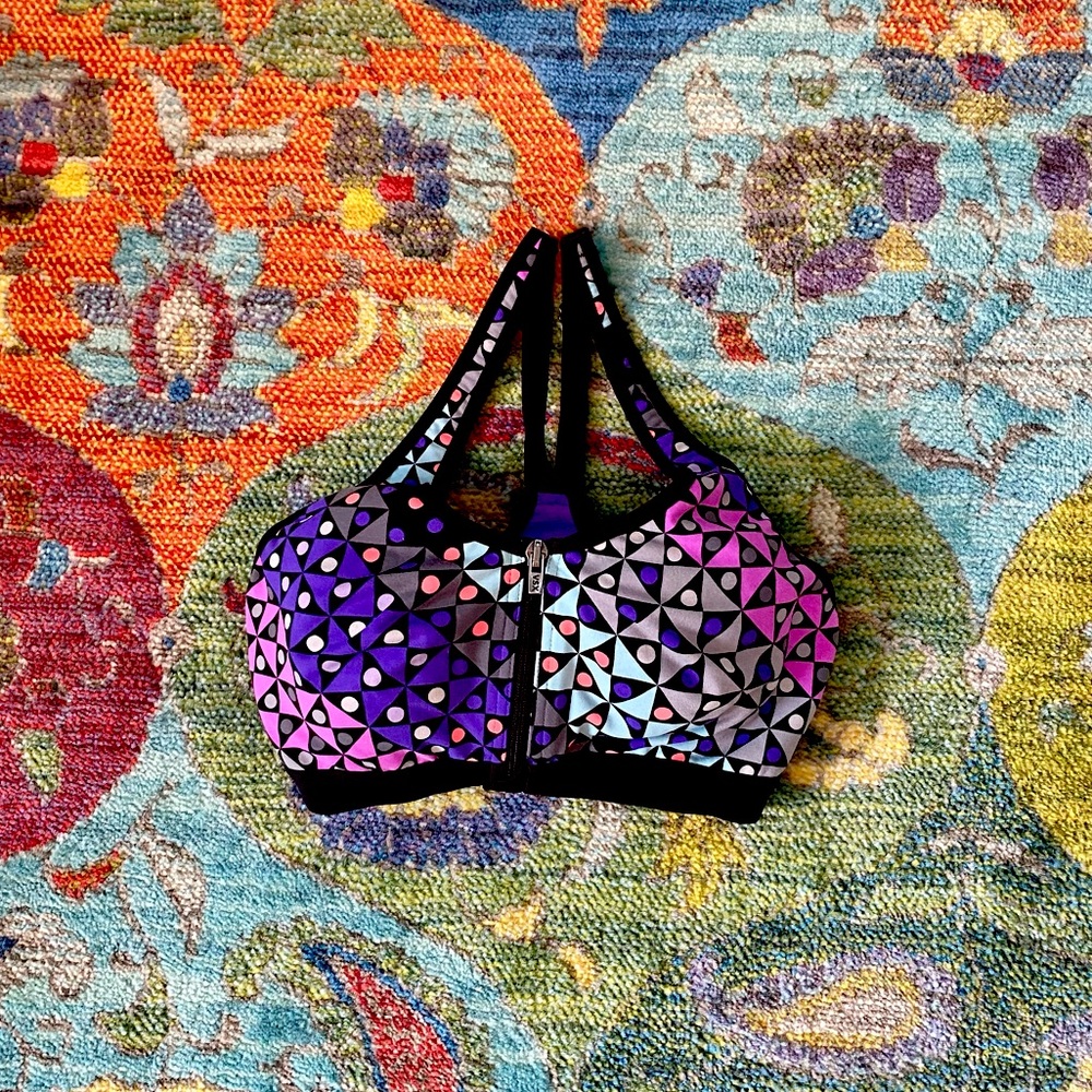 Victoria’s Secret VSX - Sports Bra with Cup Support